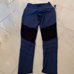Onzie Moto Capri Pant